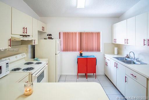 7925 West 29th Way, Unit 201 Hialeah, FL 33018 - Photo 6 of 16