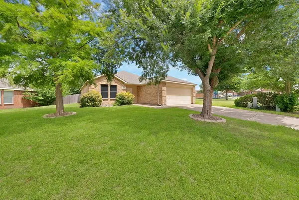 $2,250 | 1002 Manassas Drive, Forney, TX 75126