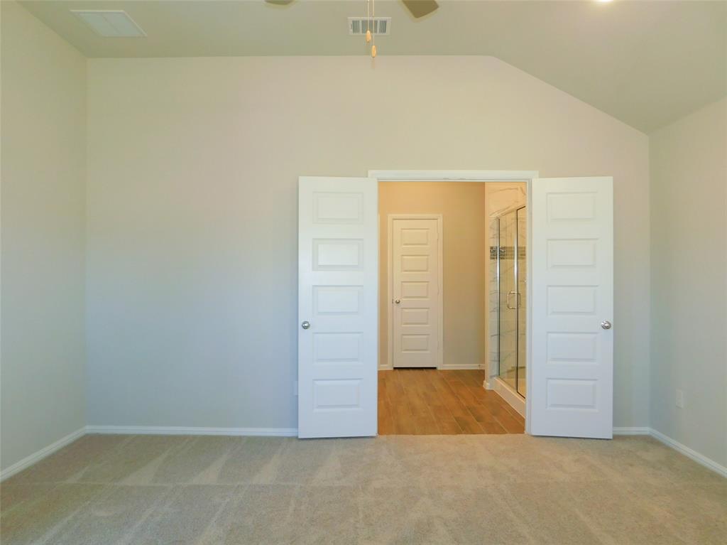 14017 Earlham Street Pilot Point, TX 76258 - Photo 13 of 26