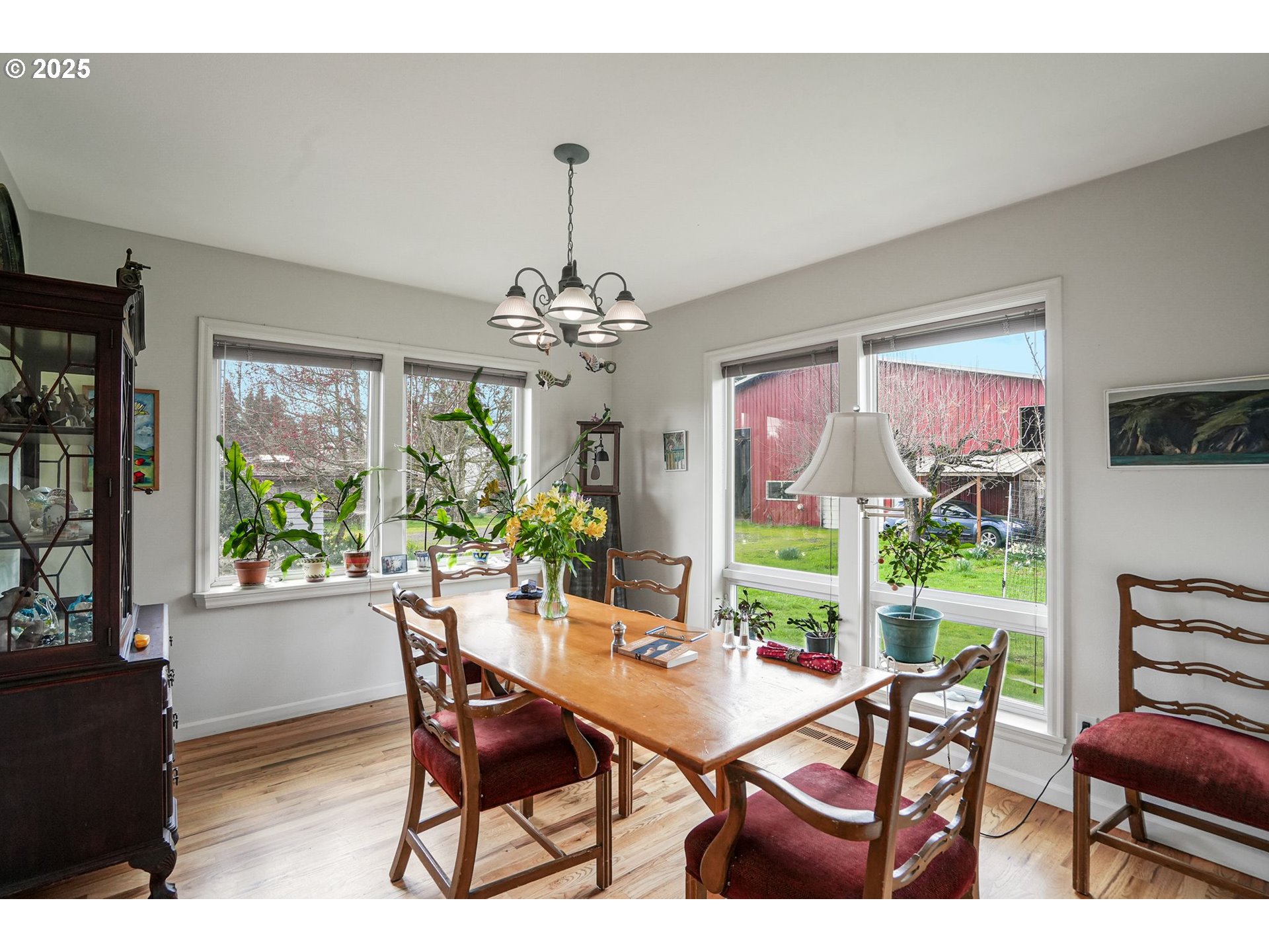 264 Monson Road Silverton, OR 97381 - Photo 13 of 48 Gallery Image 13