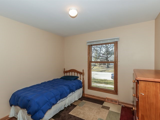 1237 Countryside Drive Elgin, IL 60123 - Photo 14 of 22