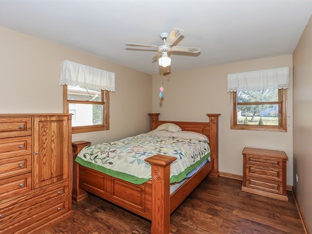 1237 Countryside Drive Elgin, IL 60123 - Photo 15 of 22