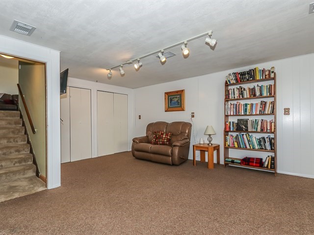 1237 Countryside Drive Elgin, IL 60123 - Photo 17 of 22
