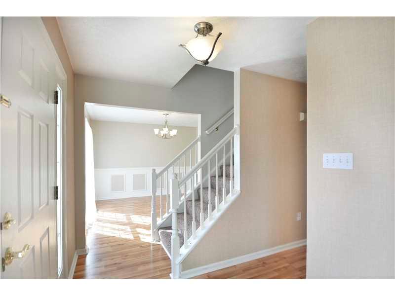 116 Moffett Run Road Aliquippa, PA 15001 - Photo 2 of 25 Entry/Foyer.