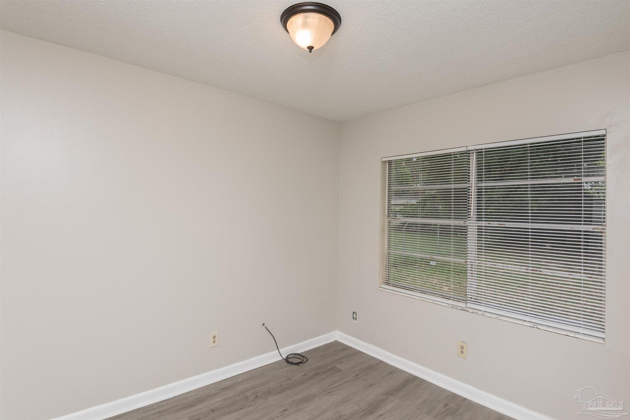 6404 Dunbar Road Pensacola, FL 32505 - Photo 9 of 15