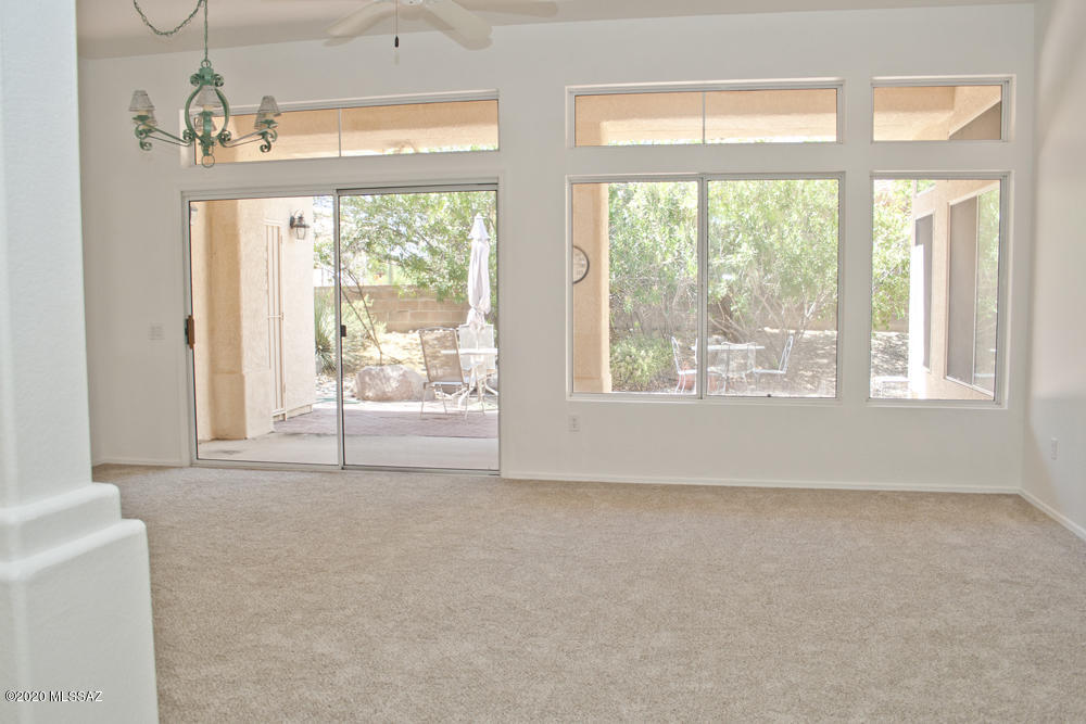 1295 East Royal Oak Road Oro Valley, AZ 85755 - Photo 12 of 34