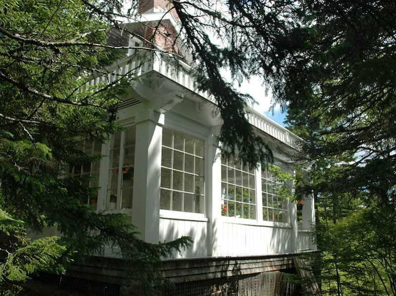 18 Upland Road Seal Harbor, ME 04675 - Photo 13 of 21 Exterior Side View.