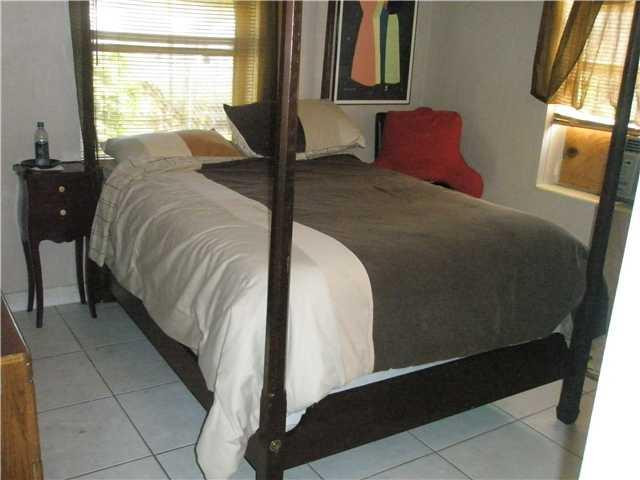 100 Marion Road Hollywood, FL 33023 - Photo 6 of 12 Bedroom Master
