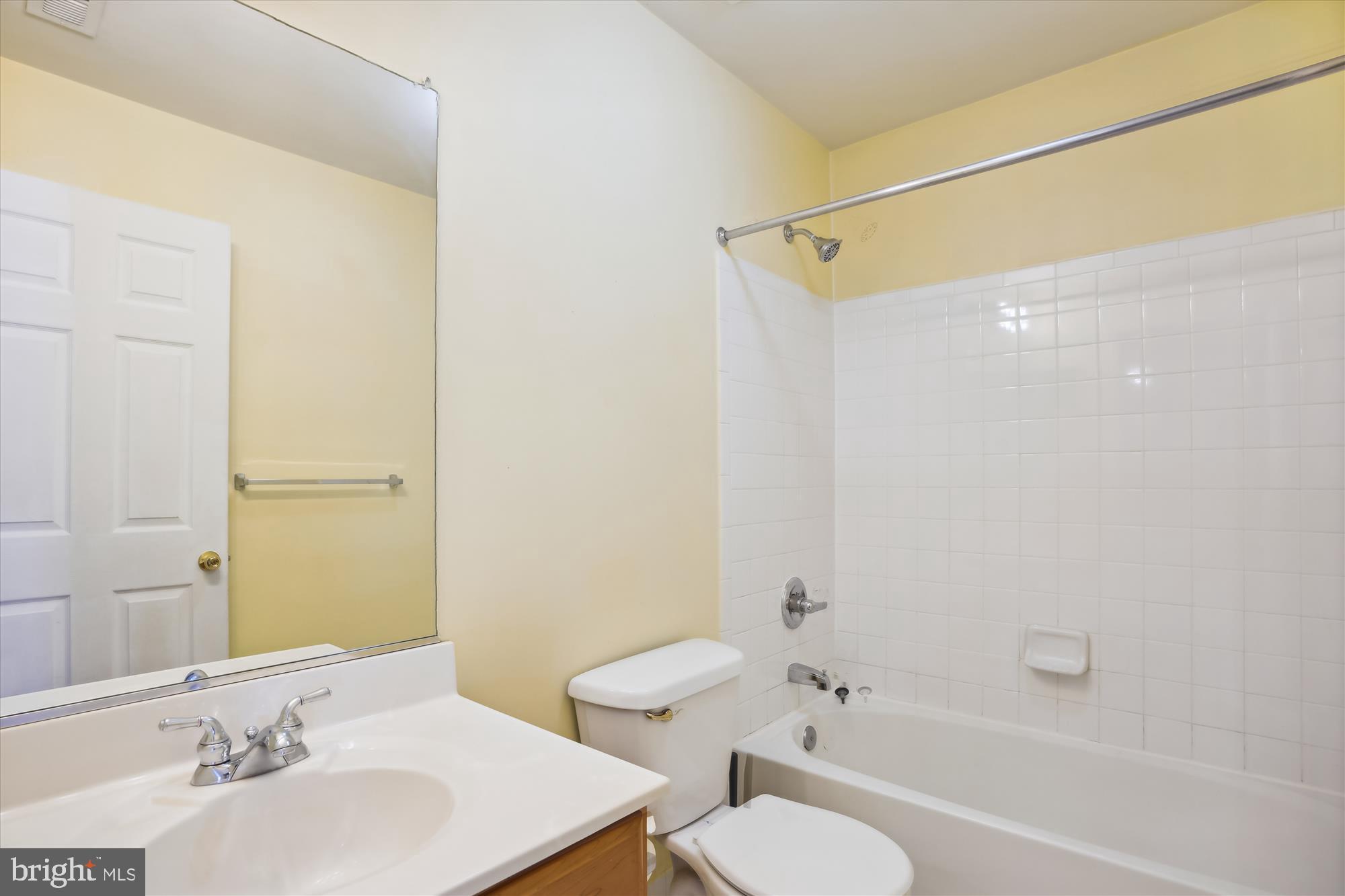 7127 Water Oak Road, Unit 115 Elkridge, MD 21075 - Photo 14 of 22 Bath 2