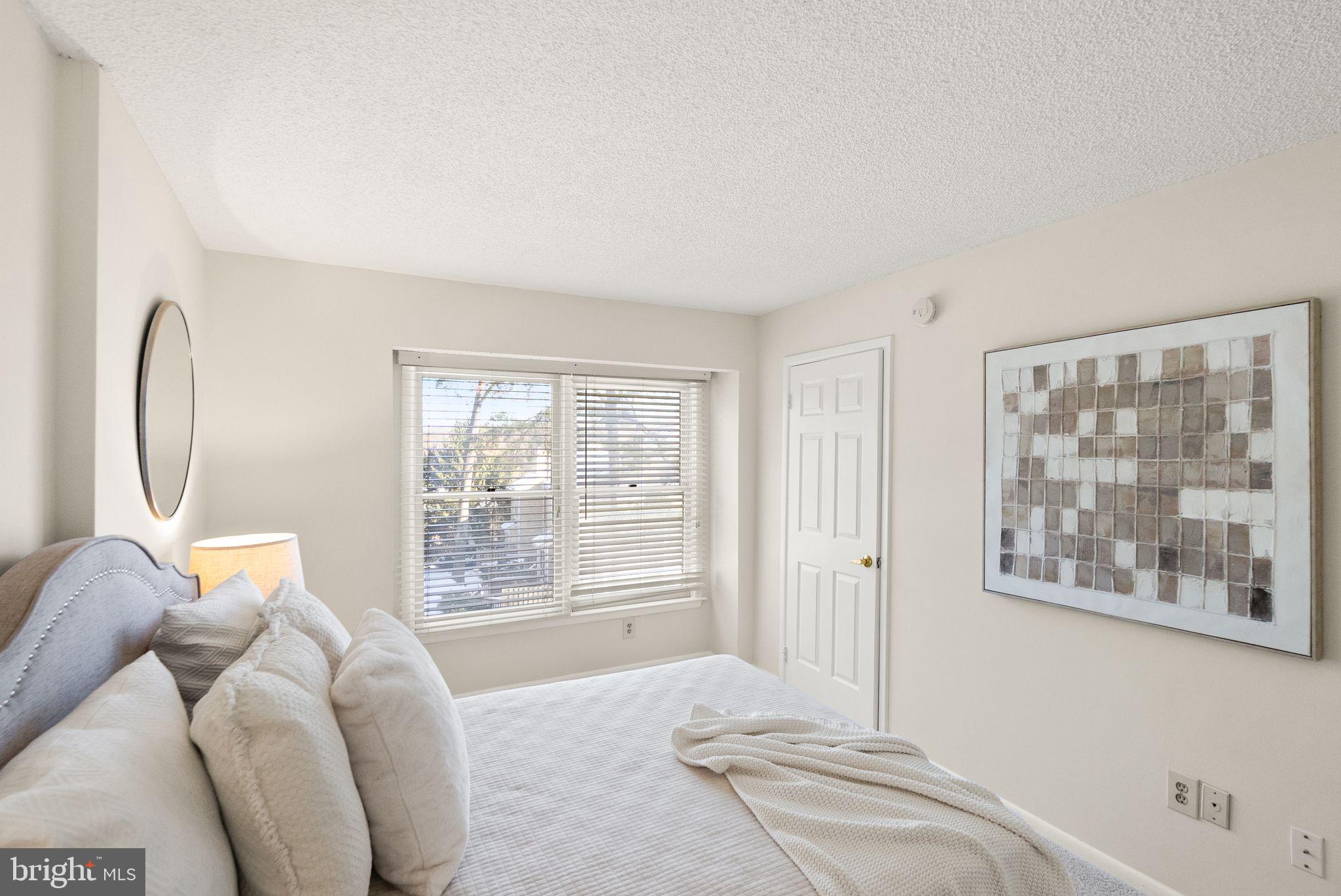 1443 Newport Spring Court Reston, VA 20194 - Photo 46 of 78 Gallery Image 46