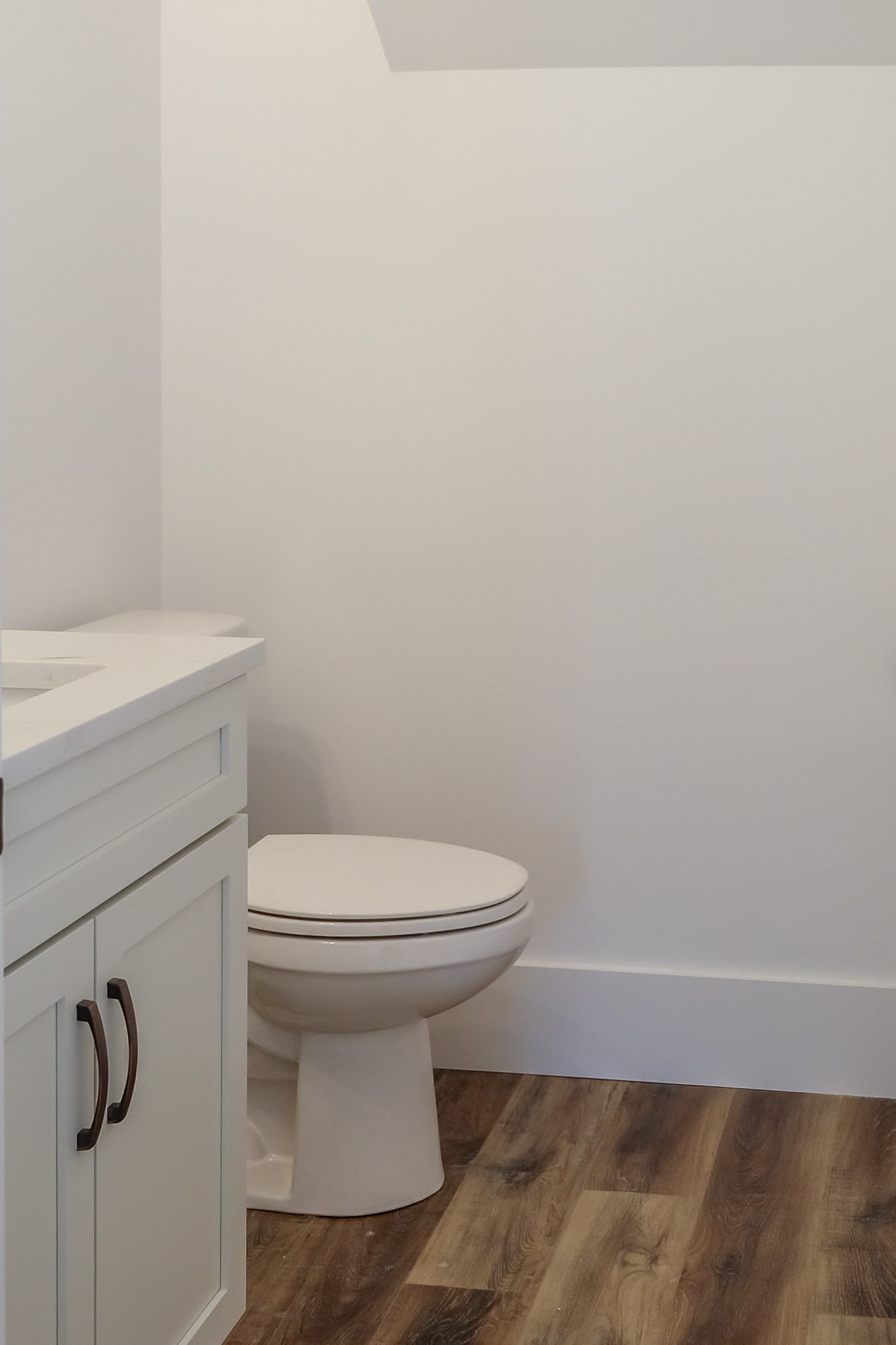 2818 Valley Road Nashville, TN 37215 - Photo 10 of 21 a bathroom with a toilet and a sink