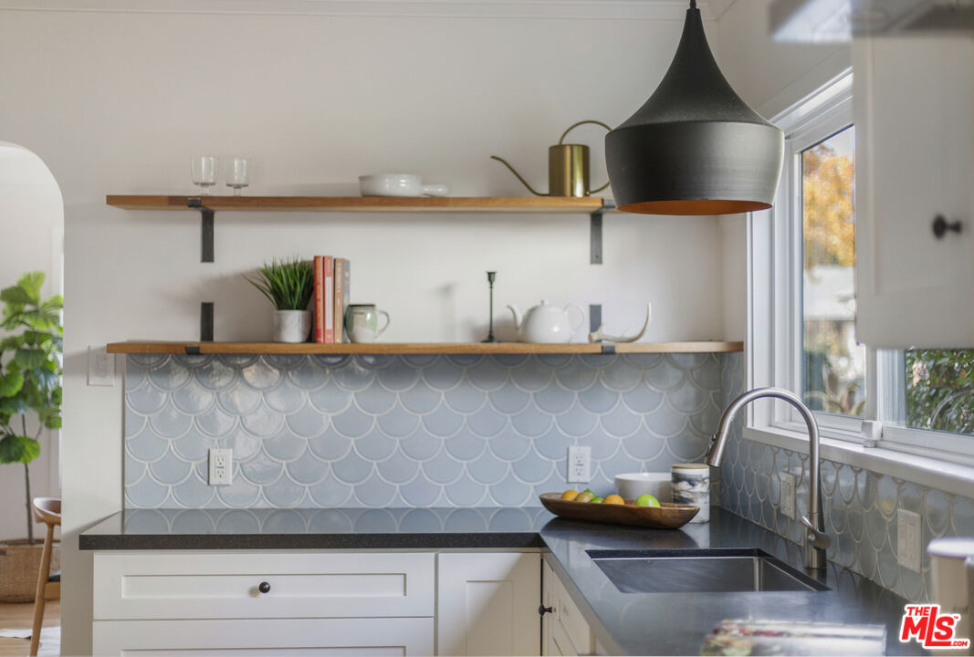 1330 Eagle Vista Drive Los Angeles, CA 90041 - Photo 26 of 52