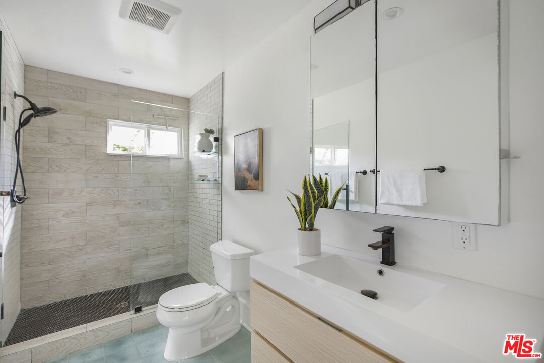 1330 Eagle Vista Drive Los Angeles, CA 90041 - Photo 37 of 52