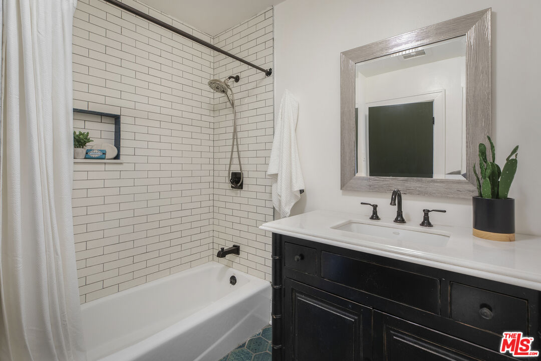 1330 Eagle Vista Drive Los Angeles, CA 90041 - Photo 42 of 52