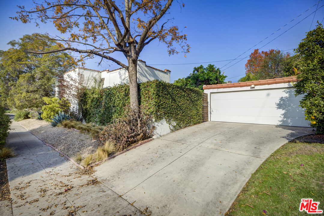 1330 Eagle Vista Drive Los Angeles, CA 90041 - Photo 49 of 52