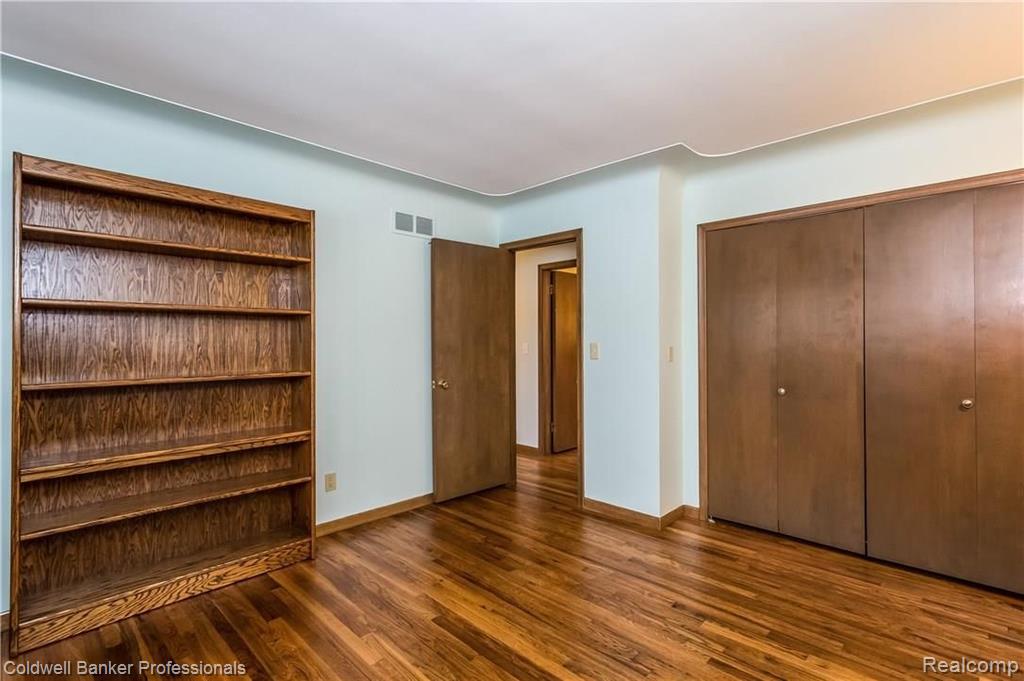 2175 Wayward Drive Rochester Hills, MI 48309 - Photo 19 of 33
