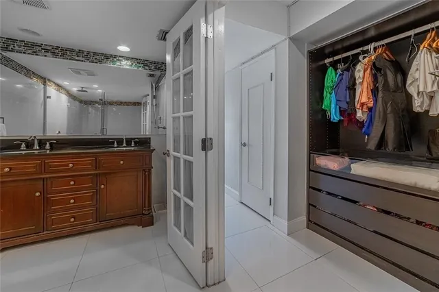 $258,000 | 1660 Northeast 191st Street, Unit 3111, Miami, FL 33179