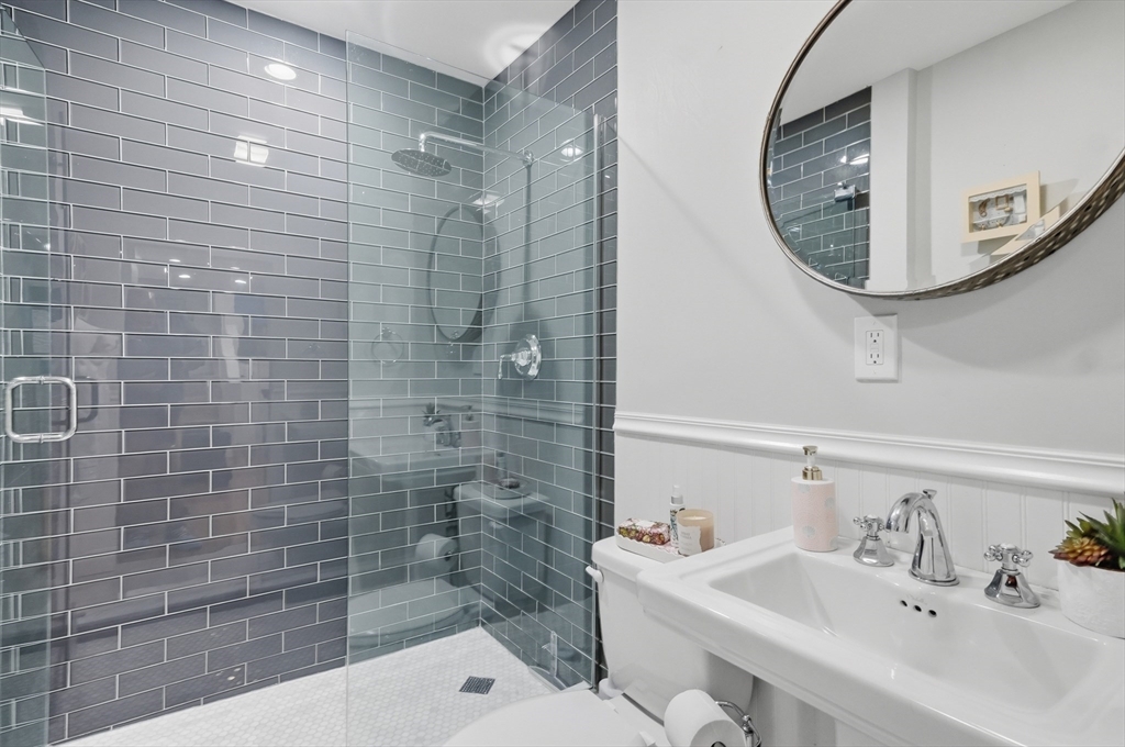 9 Tapley Road Lynnfield, MA 01940 - Photo 32 of 40 Gallery Image 32