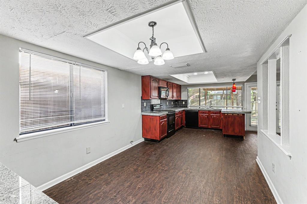 3716 Pinewood Street Bedford, TX 76021 - Photo 8 of 18