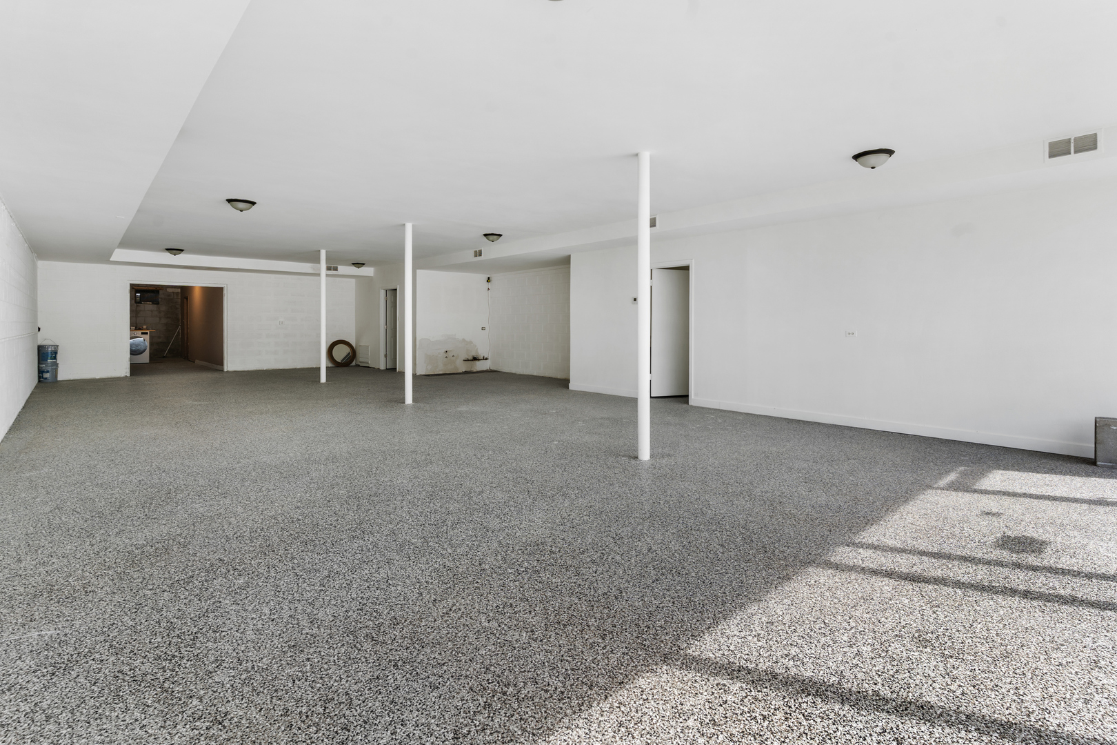 14751 Pulaski Road Midlothian, IL 60445 - Photo 7 of 39