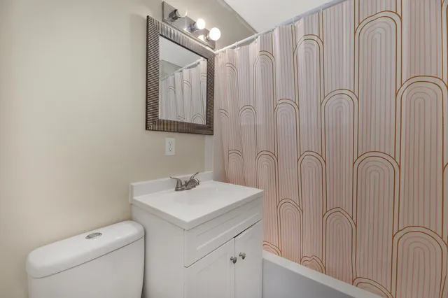 $90,000 | 2432 South Greenwood Street, Wichita, KS 67216