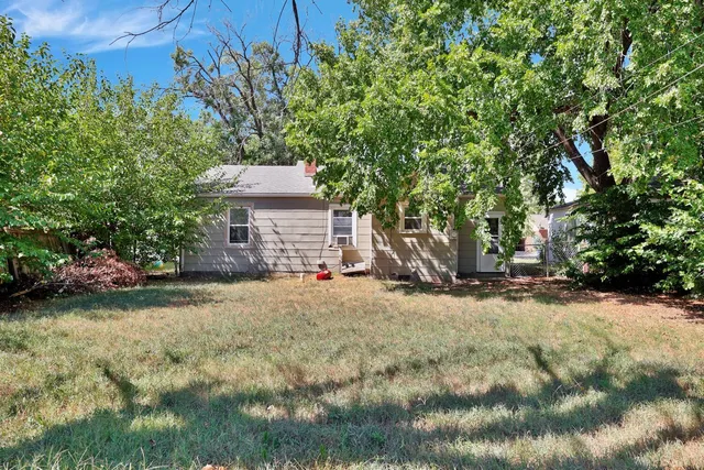 $90,000 | 2432 South Greenwood Street, Wichita, KS 67216