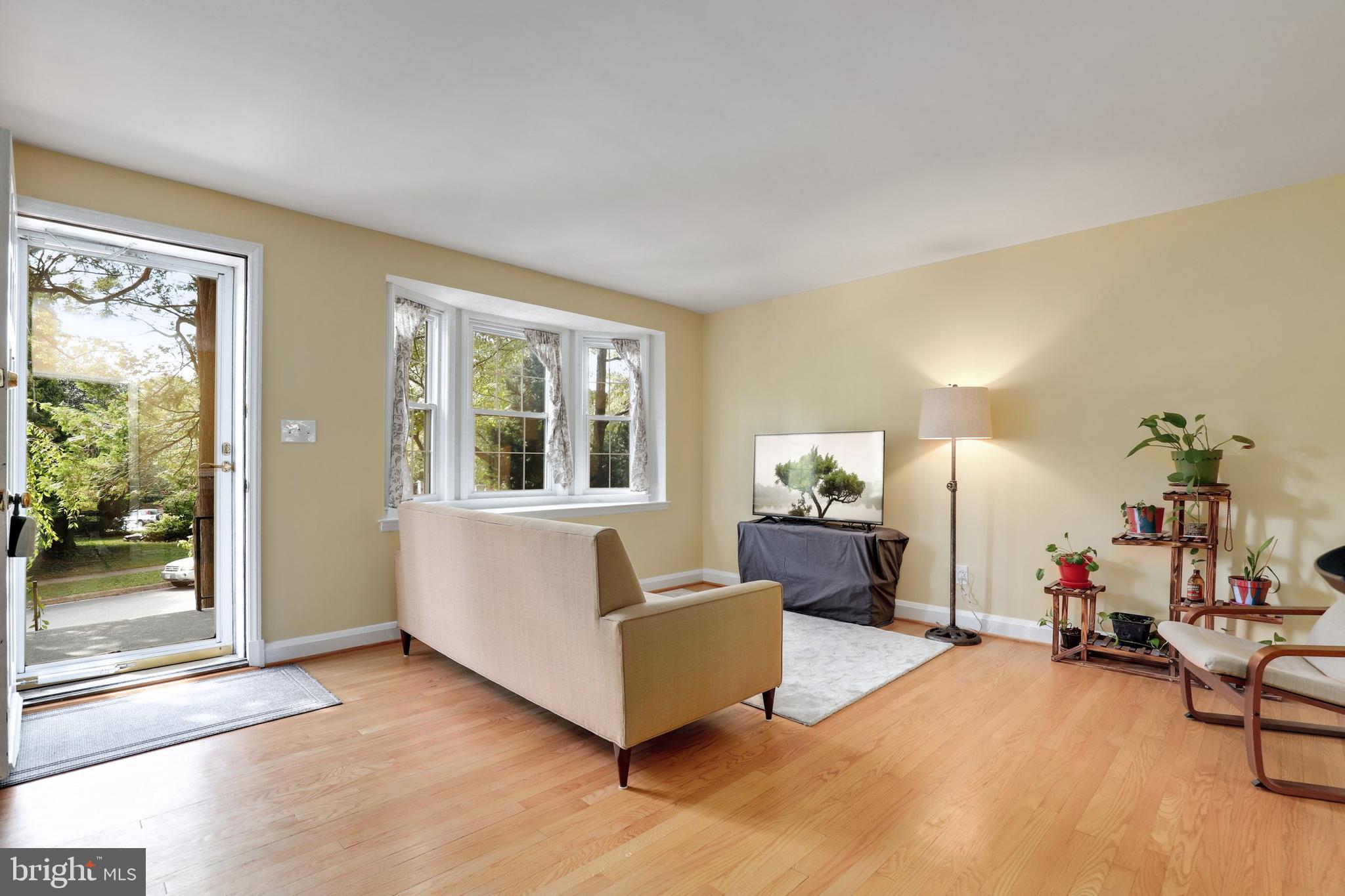 7233 Lanark Road Baltimore, MD 21212 - Photo 5 of 47