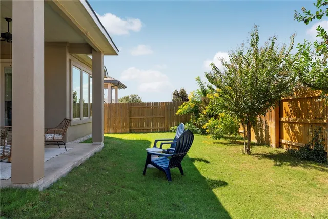 $2,100 | 2021 Josiah Cove, Leander, TX 78641
