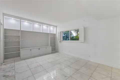 $435,000 | 1 Harbour Way, Unit 108, Bal Harbour, FL 33154