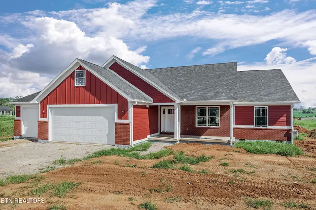 $479,900 | 196 Dairy Barn, Sparta, TN 38583