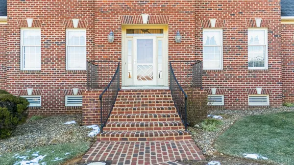 $775,000 | 1344 Shasta Lane, Forest, VA 24551
