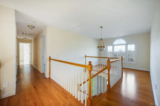 a view of utility room