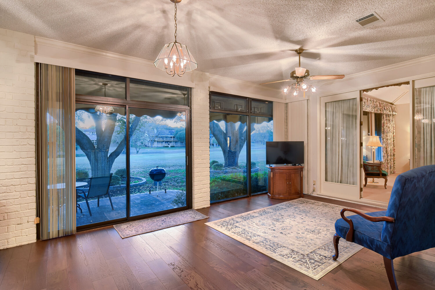 10904 Legends Lane Austin, TX 78747 - Photo 16 of 38 Spectacular views of the backyard oasis and golf course
