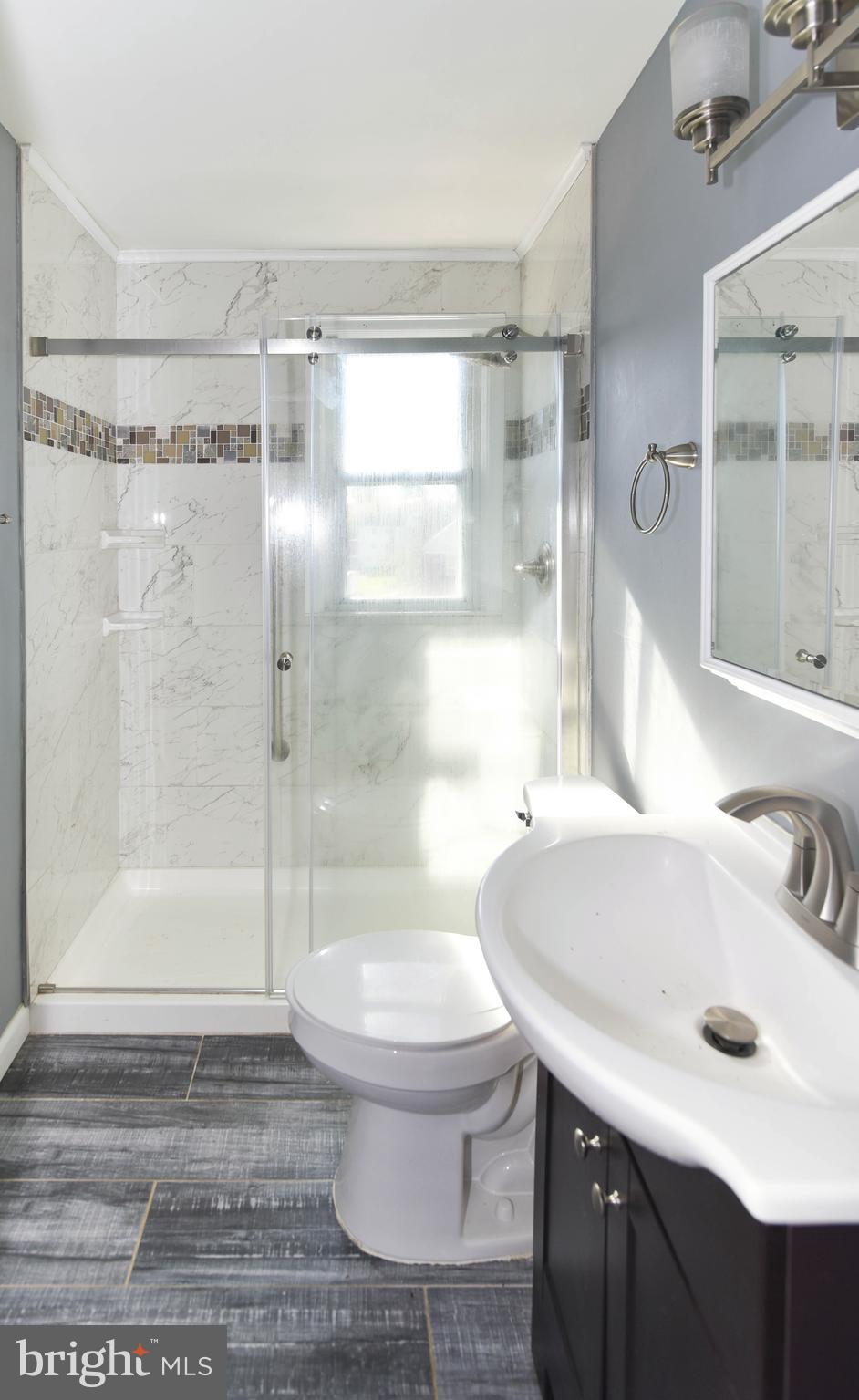 4403 Eldone Road Baltimore, MD 21229 - Photo 14 of 27 Full Bathroom (2nd Floor)