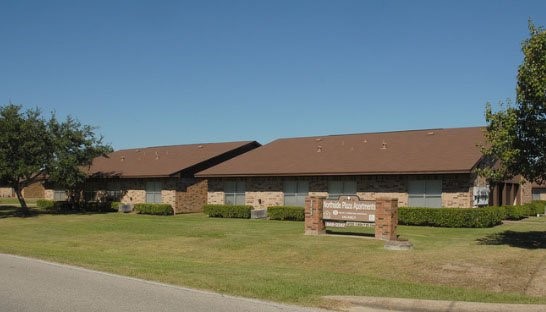 1753 East Henderson Road Angleton, TX 77515 - Photo 1 of 8 Gallery Image 1