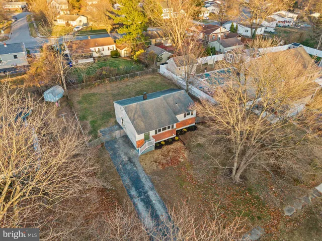 $369,000 | 819 Old Harmony Road, Newark, DE 19711