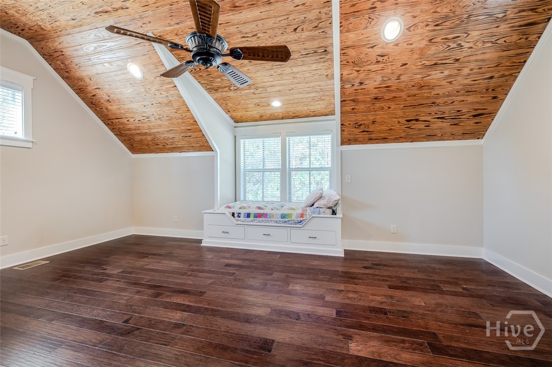 36 Oldfield Village Road Bluffton, SC 29909 - Photo 60 of 74 Daybed in upstairs loft in cottage