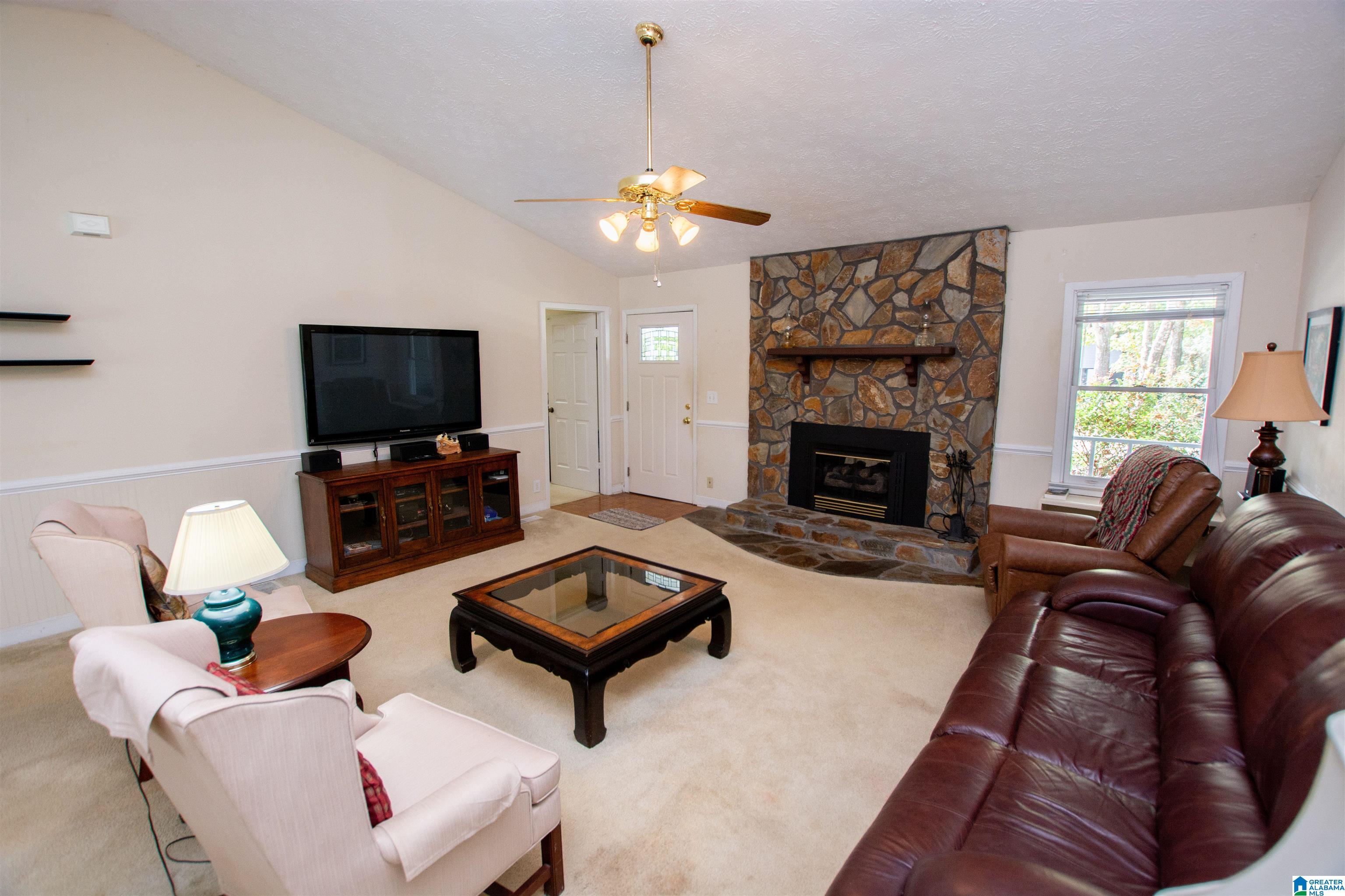 135 Geralds Point Wedowee, AL 36278 - Photo 3 of 36