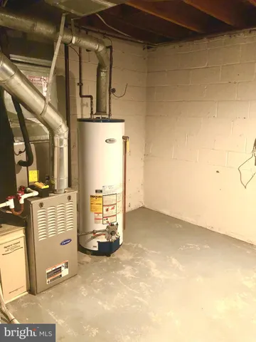 a view of a storage & utility room