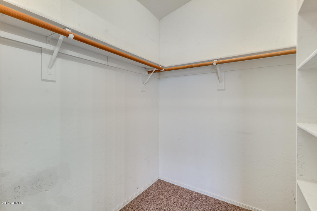 654 East Iris Court Gilbert, AZ 85296 - Photo 28 of 36 Master Walk-In Closet