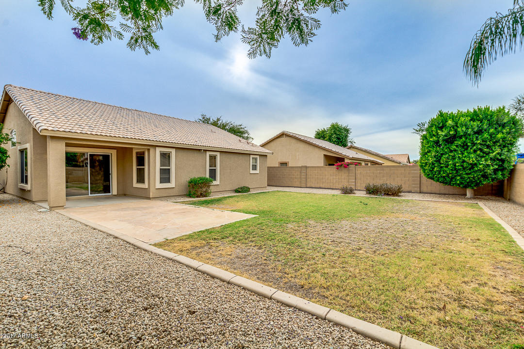 654 East Iris Court Gilbert, AZ 85296 - Photo 33 of 36 Back Yard