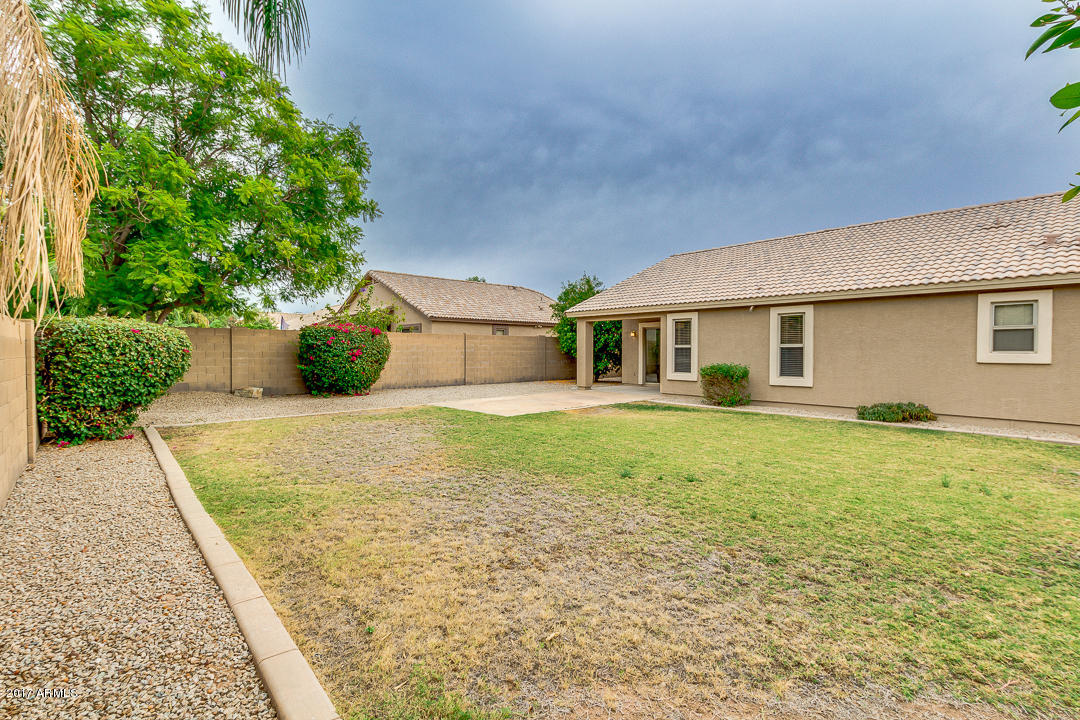 654 East Iris Court Gilbert, AZ 85296 - Photo 36 of 36 Back Yard