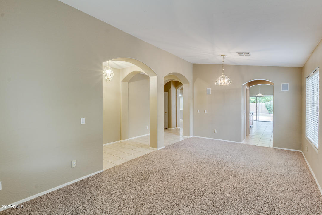 654 East Iris Court Gilbert, AZ 85296 - Photo 7 of 36 Living Room & Hall