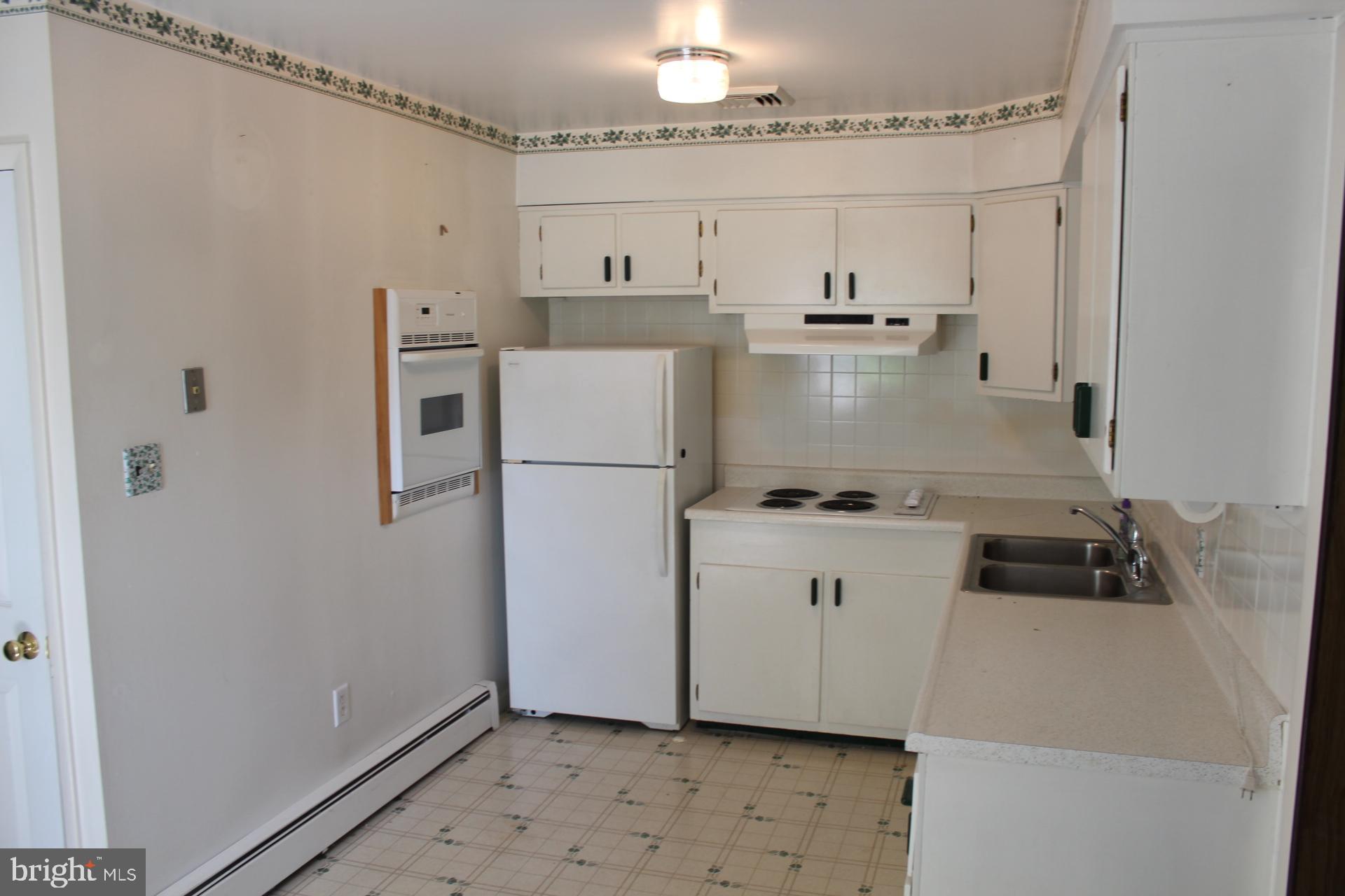 1130 Kepler Road Pottstown, PA 19464 - Photo 18 of 42 Kitchen