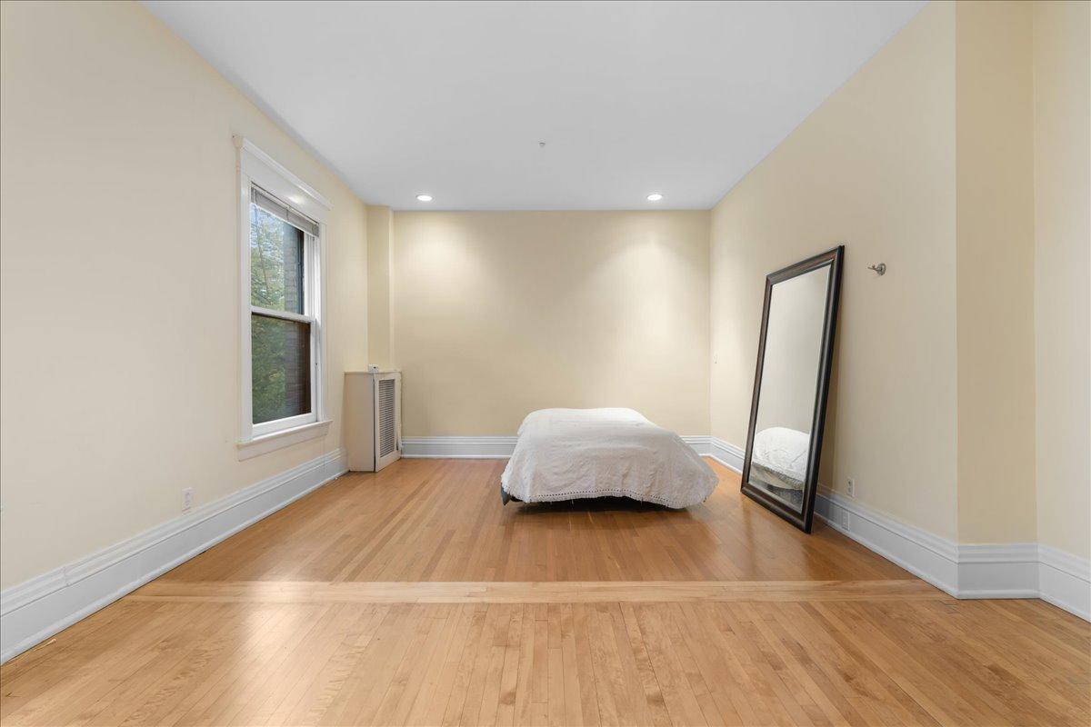 442 Summit Avenue, Unit 4 St. Paul, MN 55102 - Photo 14 of 29