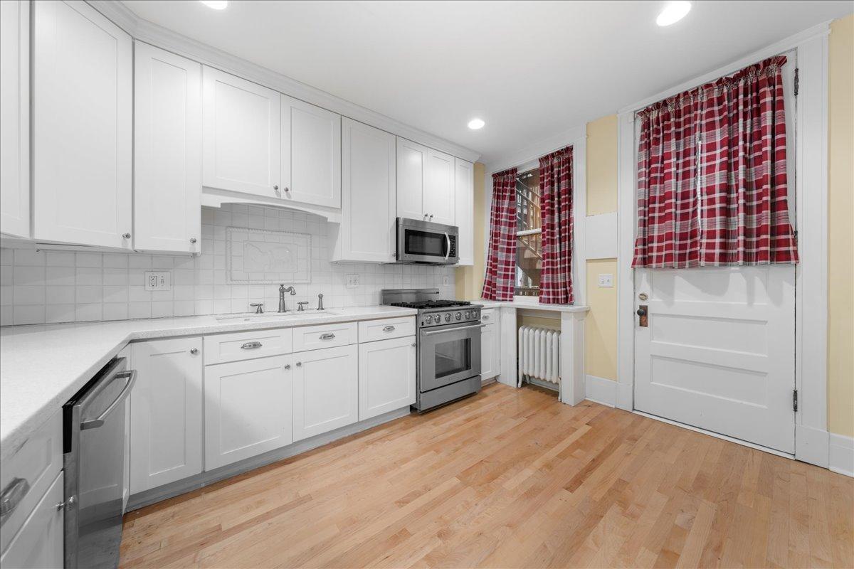 442 Summit Avenue, Unit 4 St. Paul, MN 55102 - Photo 19 of 29