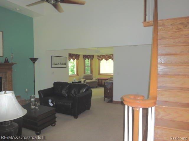 19091 Haggerty Road Belleville, MI 48111 - Photo 5 of 8 LIVING DINING.JPG