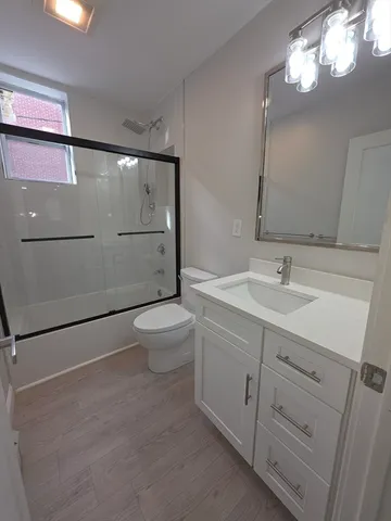 $2,500 | 475 Purchase Street, Unit 1, New Bedford, MA 02740