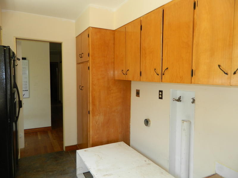 12320 Water Gap Road Williams, OR 97544 - Photo 17 of 53 Laundry Hook Ups