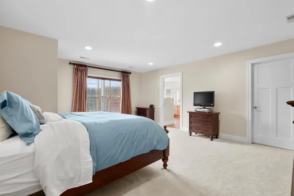 $1,399,000 | 6570 North 39th Street, Augusta, MI 49012